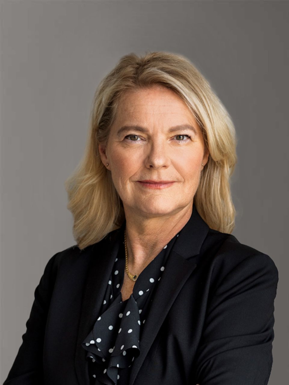 Portraitfoto von Catharina Modahl Nilsson, Mitglied des Vorstands der TRATON SE, verantwortlich für Produktmanagement in der TRATON GROUP, in Farbe