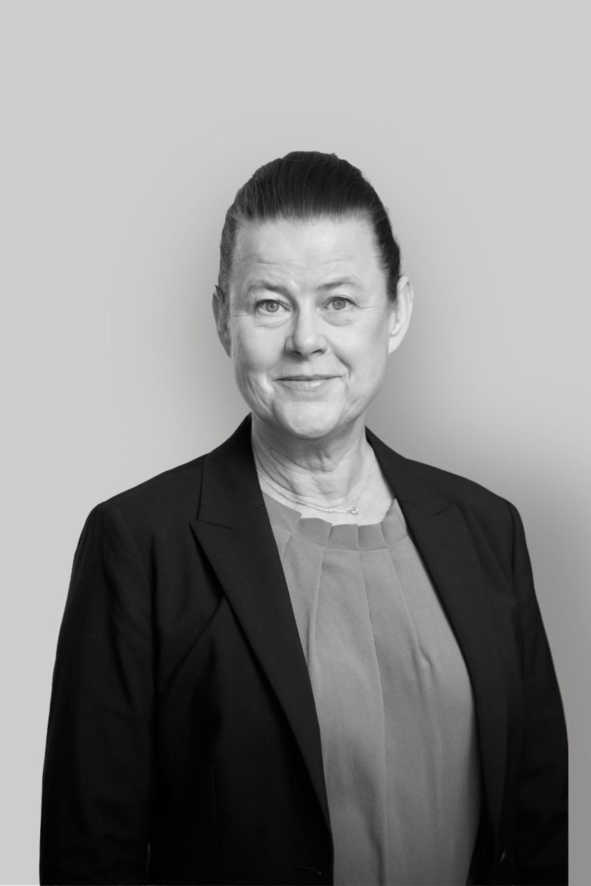 Portraitfoto des Aufsichtsratsmitgliedes Christina Widén in schwarz-weiß.