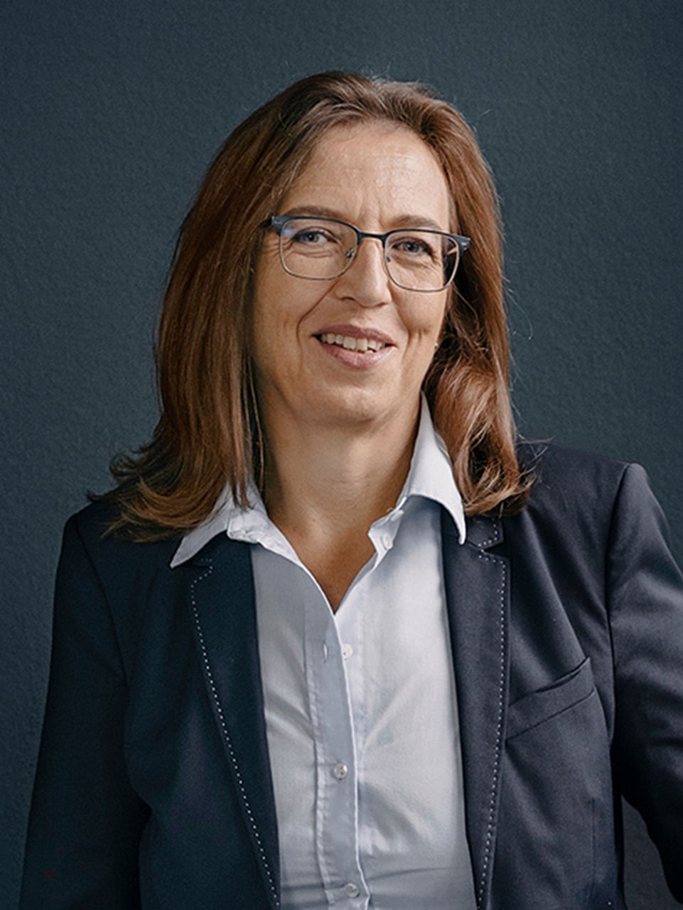  Portrait von Annette Danielski, neue Finanzvorständin bei der TRATON SE in Farbe. 