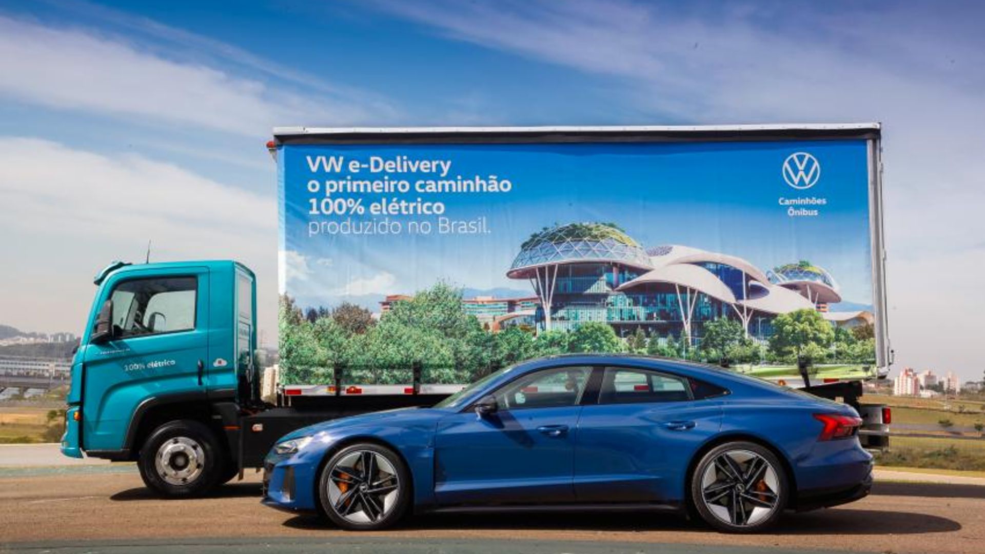Volkswagen Truck & Bus and Audi will make the first 100% sustainable vehicle deliveries in Brazil