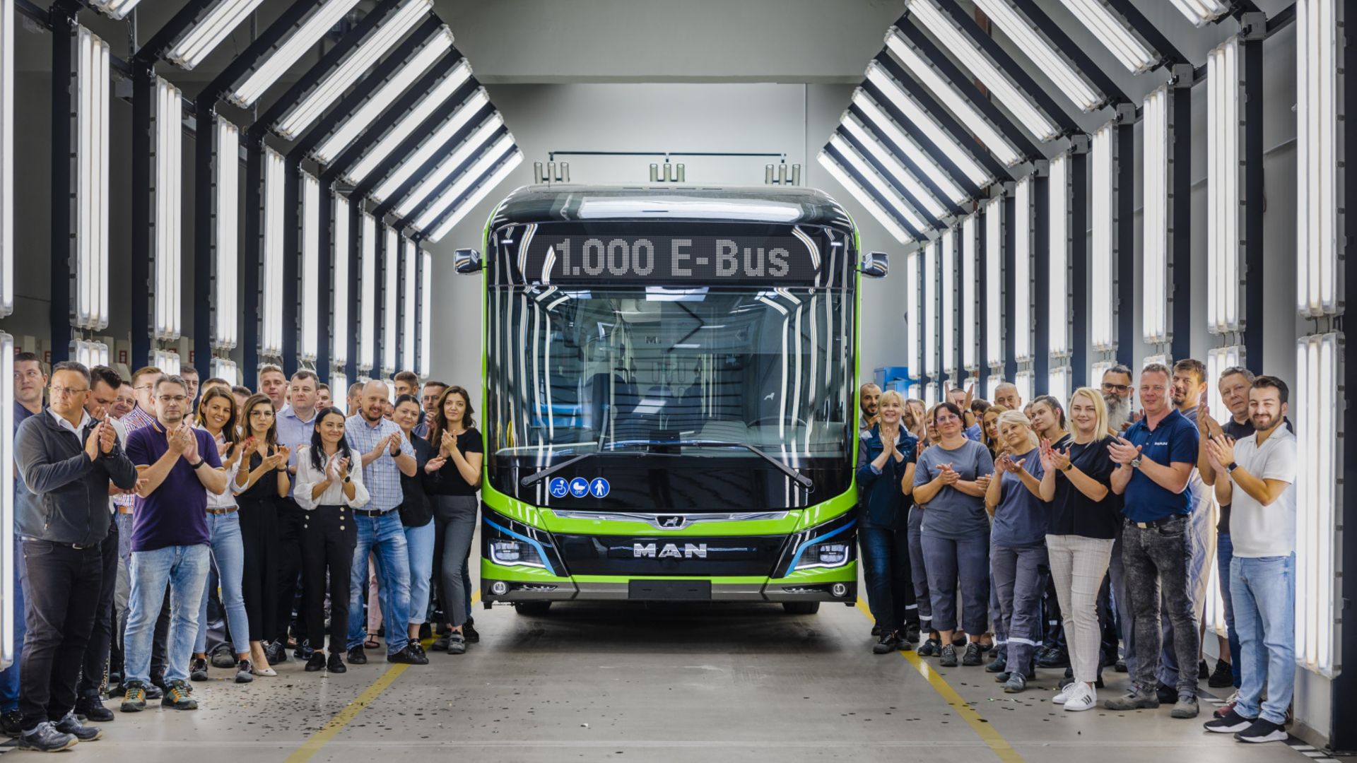 MAN Milestone 1000 buses