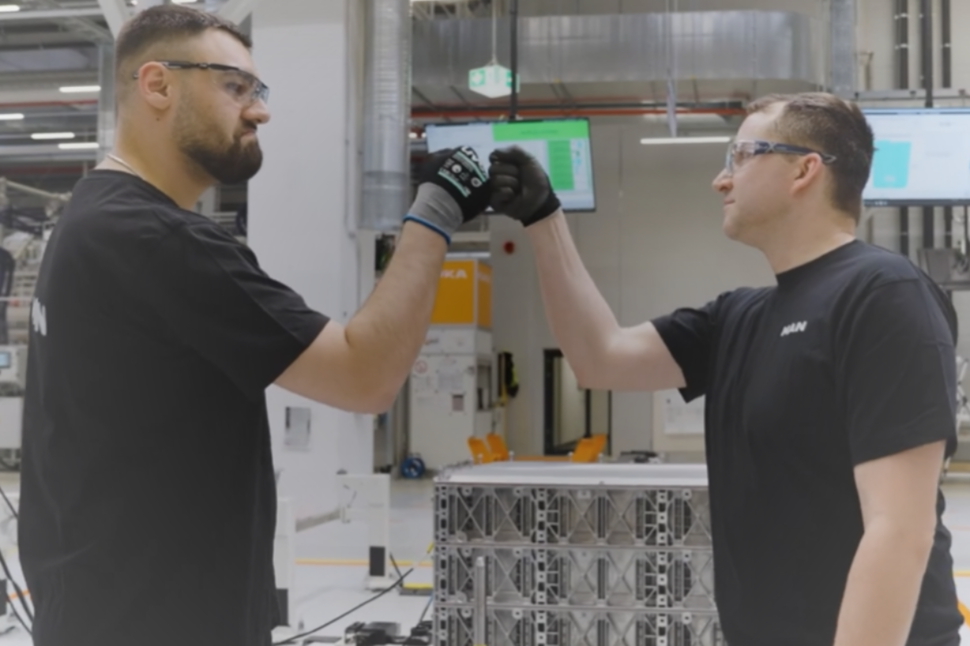 2025-TRATON-AR-YouTubeCover