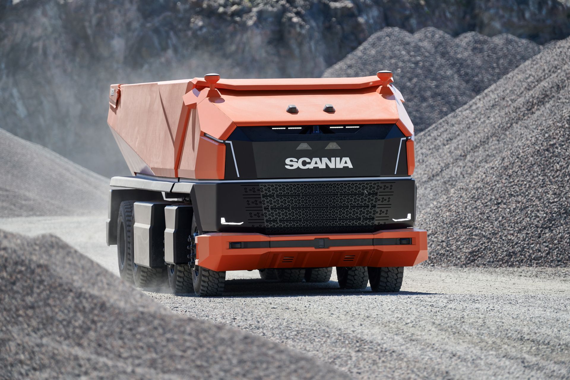 The Scania AXL autonomous concept vehicle in an excavation pit.
