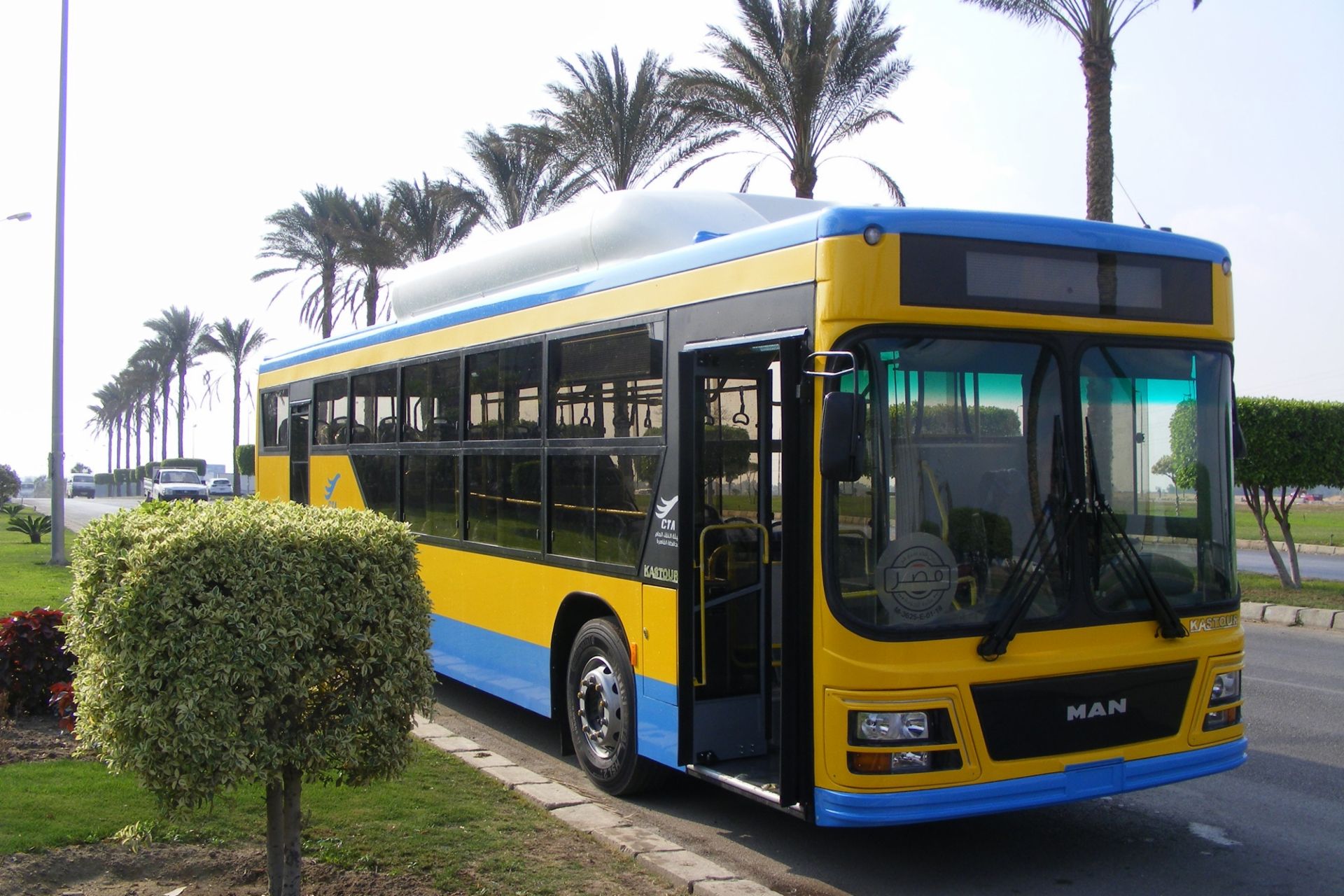 For the new natural gas city buses for the Cairo Transport Authority, MAN Truck & Bus worked together with the local importer, Kastour Egypt for Industry & Trading.
                 