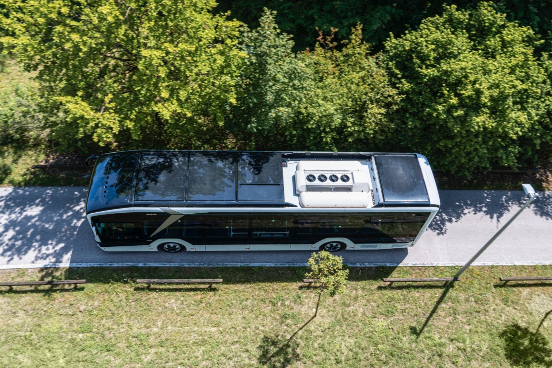 Mit Solarenergie angetriebener Bus von TRATON Group
                 