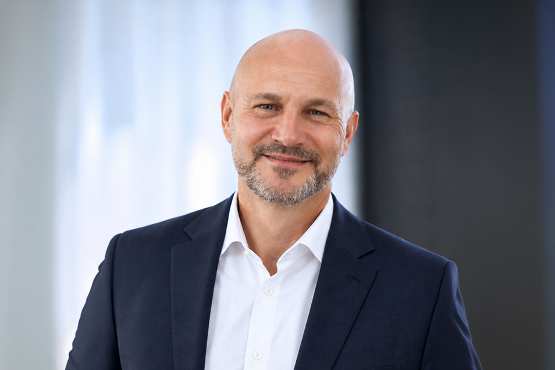 Porträt Magnus Öhlén 
                 