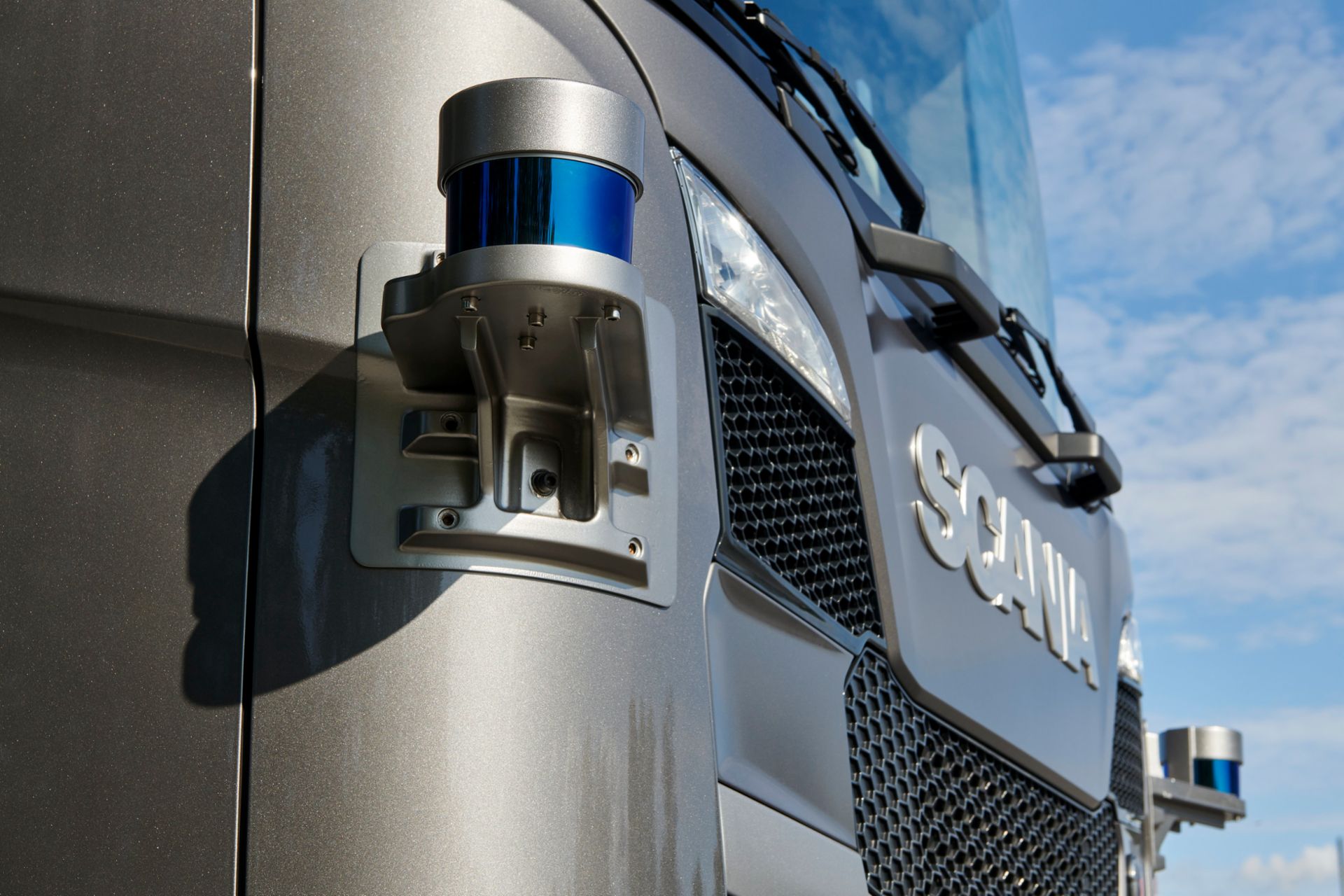 TRATON GROUP und TuSimple schließen globale Partnerschaft für autonom fahrende Lkw
                 