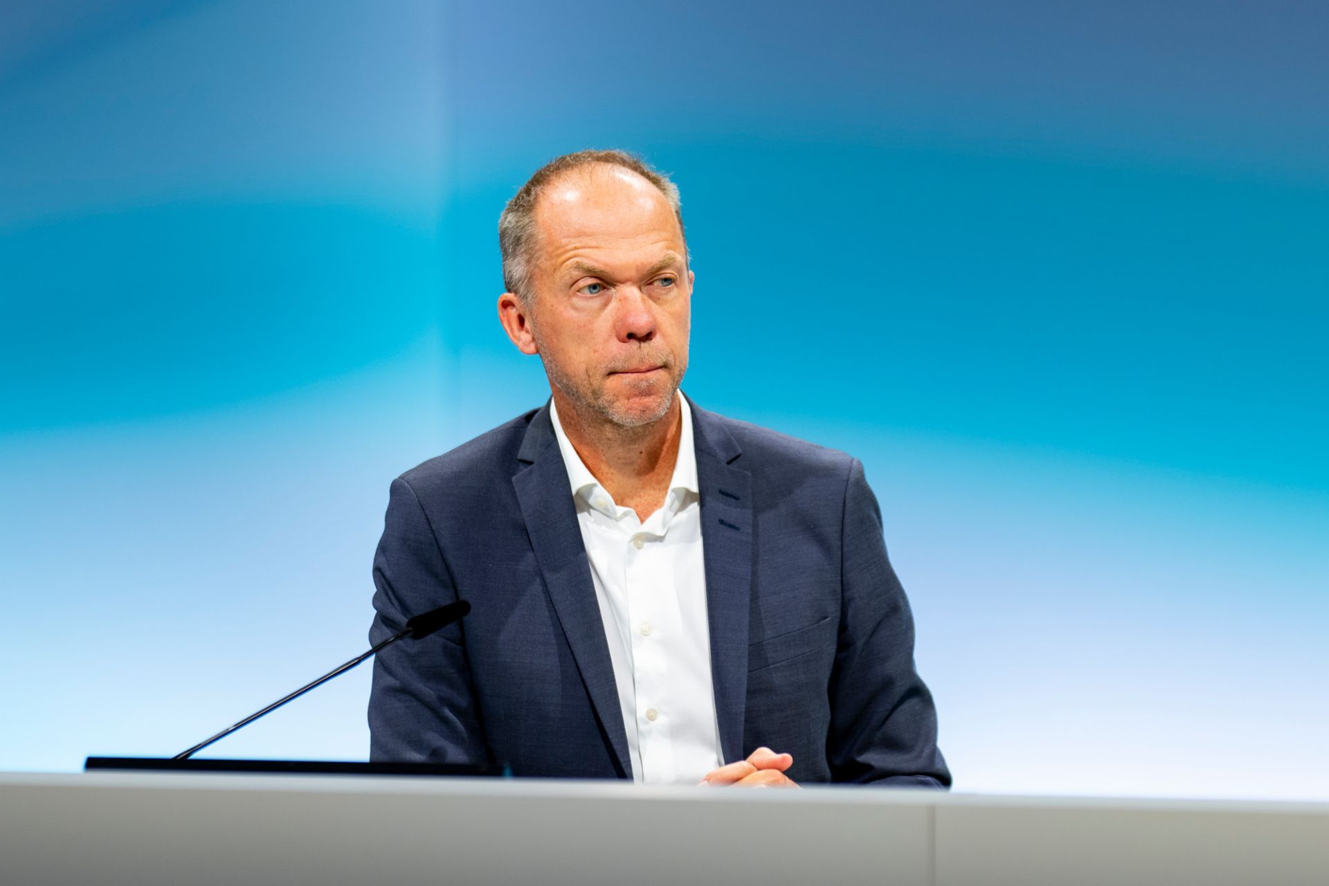 Represented at the 2024 Annual General Meeting: Mathias Carlbaum, Member of the Management Board of TRATON SE, Chief Executive Officer and President of Navistar International Corporation
                 