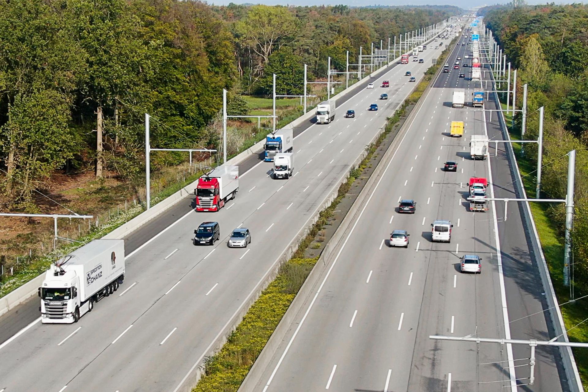 The pilot phase of the eHighway in Hesse, Germany, is in full swing.
                 