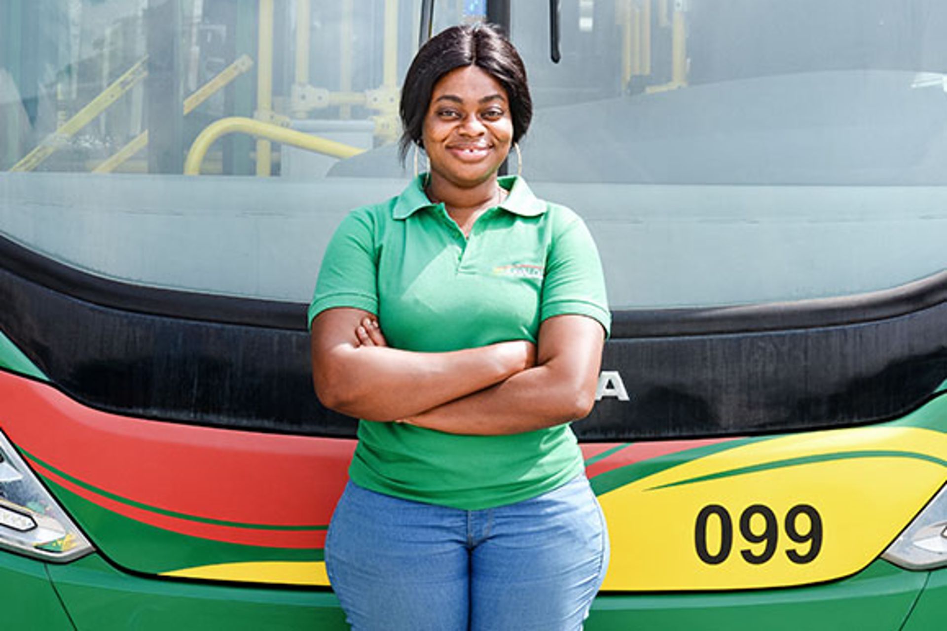 Im westafrikanischen Ghana bildet Scania gemeinsam mit der Deutschen Gesellschaft für Internationale Zusammenarbeit (GIZ) GmbH Frauen in sechs Monaten zu Bus- oder Lkw-Fahrerinnen aus.
                 