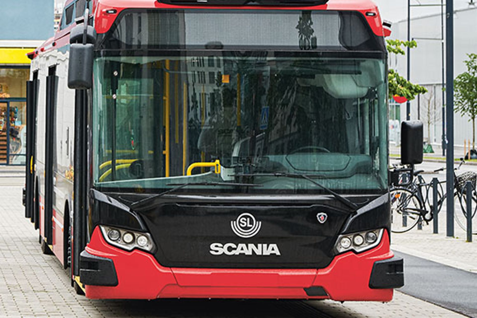 A bus needs many sensors to drive autonomously—even at the very top and bottom of the vehicle.


                 